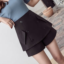 Load image into Gallery viewer, High waisted wide leg short