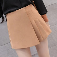 Load image into Gallery viewer, Solid color high waist pleated skirt short
