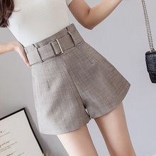 Load image into Gallery viewer, Elegant high waist short