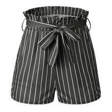 Load image into Gallery viewer, Lace-up Pocket Short